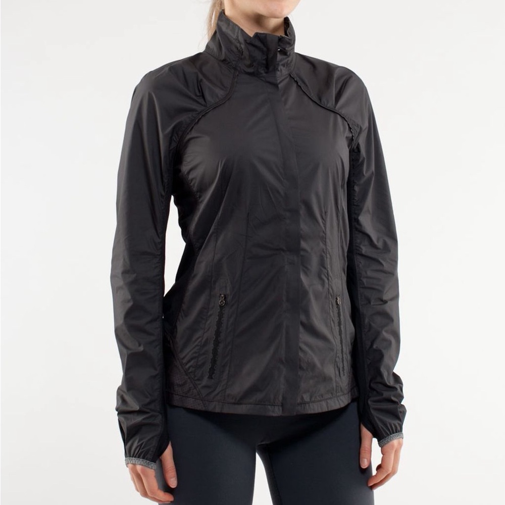 Lululemon Run Essential Jacket Black / Anthracite Grey‎ Sz 6